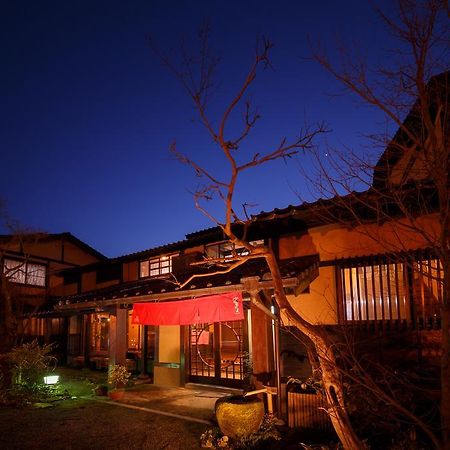 Yufuin Ryokan Tadaima Zewnętrze zdjęcie