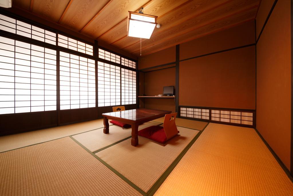 Yufuin Ryokan Tadaima Zewnętrze zdjęcie